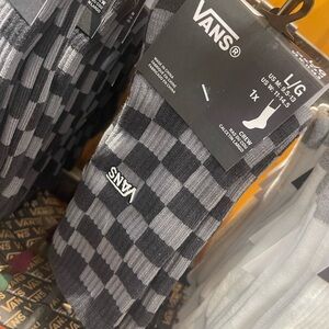 Vans Checkerboard Pewter / Black Crew Socks (1 pair)
Monochrome Checkered Crew